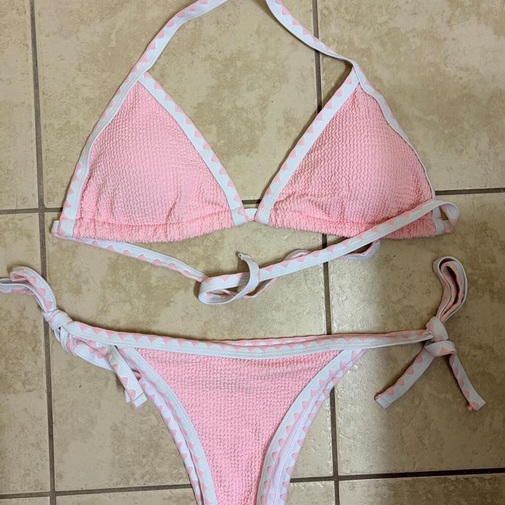 Shein Women's Pink and White Bikinis-and-tankini-sets